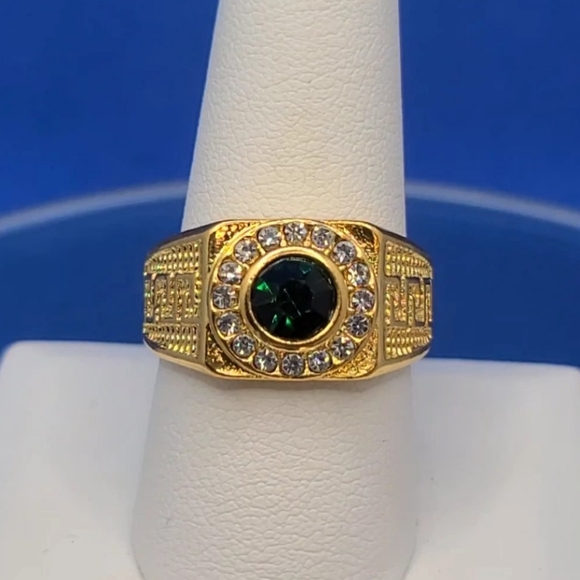 NEW Men's Green Diamond Ring Size 10 - Picture 5 of 8
